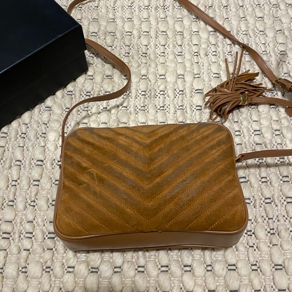 YSL LOU CAMERA BAG IN QUILTED SUEDE AND SMOOTH LEATHER - Picture 3 of 6